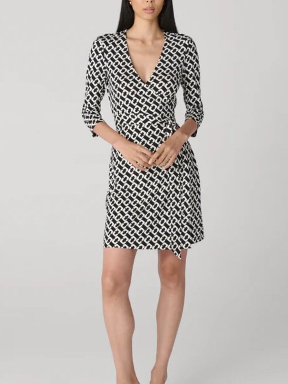 VTG | Soprano | Black Cream Geometric Wrap Dress | Size M